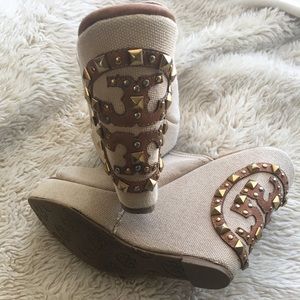 Tory Burch wedges khaki